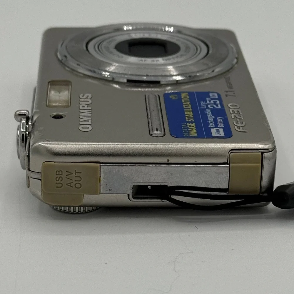 Olympus FE-230 7.1MP Digital Camera Silver 3x Optical Zoom Y2K Point and Shoot